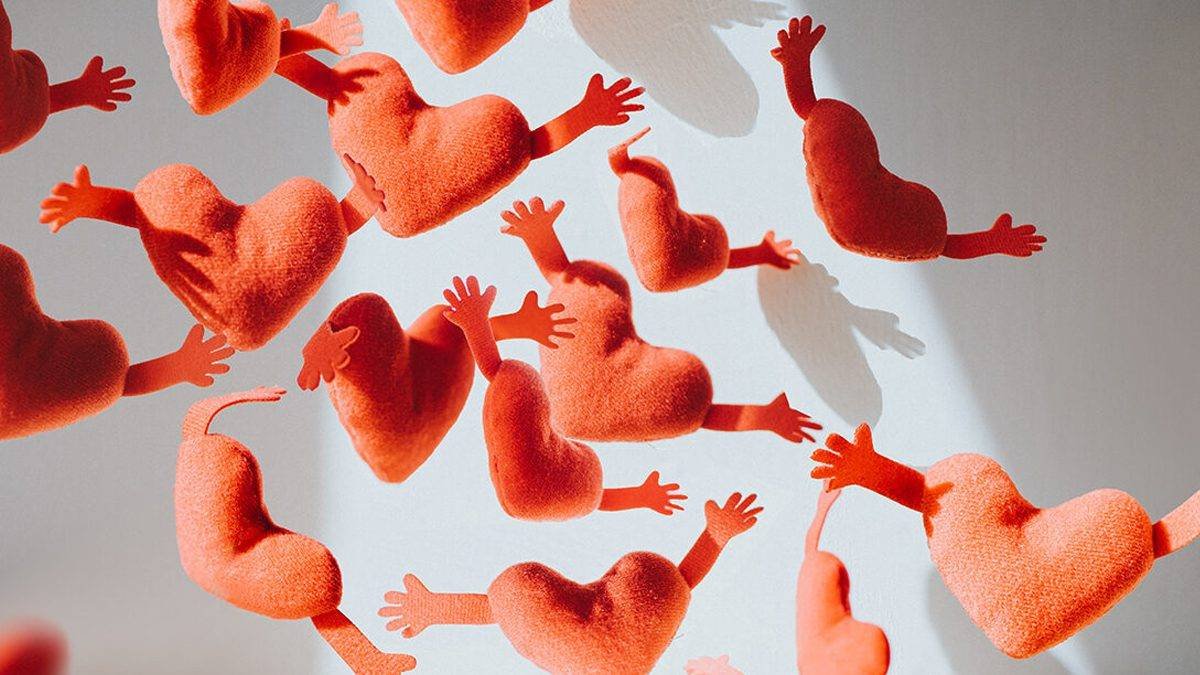 Love Bombing as a Narcissistic Attachment Style - Willing Ways